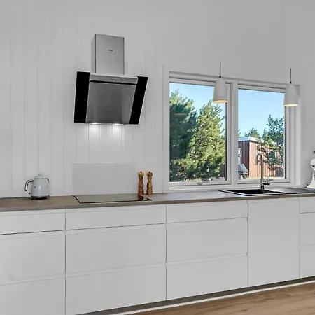 Feriehus Lovely In With Kitchen